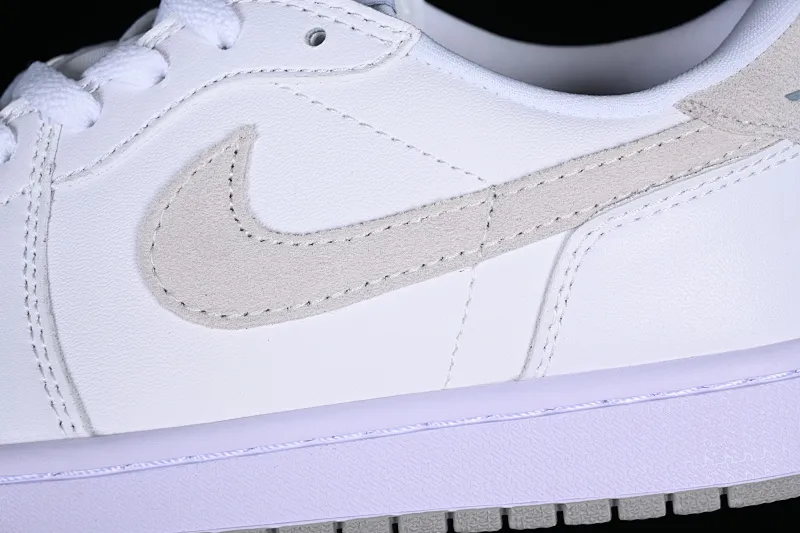 All categories Air Jordan Jordan series basketball shoes Air Jordan 1 Low Z version Air Jordan 1 Low OG "Shattered Backboard" AJ1 Joe 1 customized version white buckle shredded low-top basketball shoes CZ0790-100